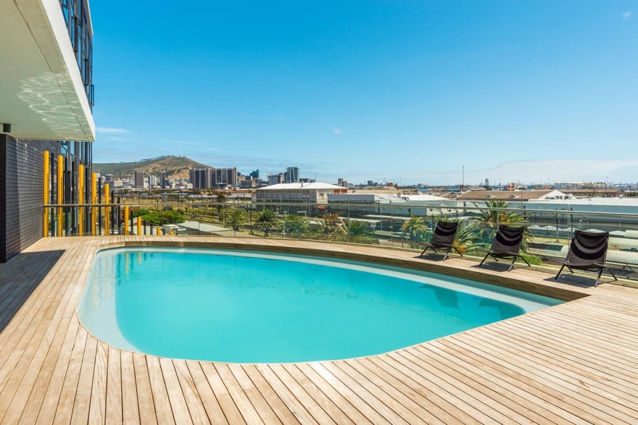 1 Bedroom Property for Sale in Woodstock Western Cape